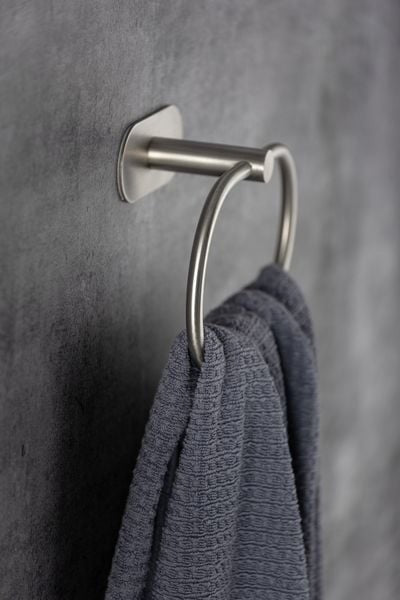 Wenko Handtuchring Turbo-Loc Edelstahl Orea Matt ohne Bohren mit Kleepad System