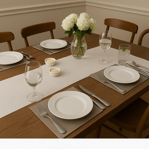 Michelino Besteckset Boston gedeckter Tisch mit Tellern und Gläsern